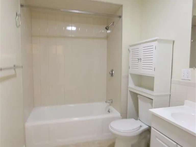 77 Hancock St #11 — Photo 6