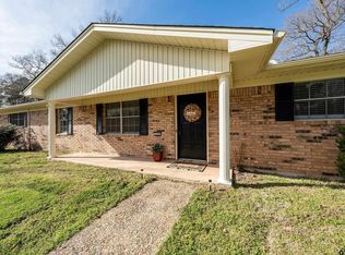 908 Dogwood St, Gilmer, TX 75644