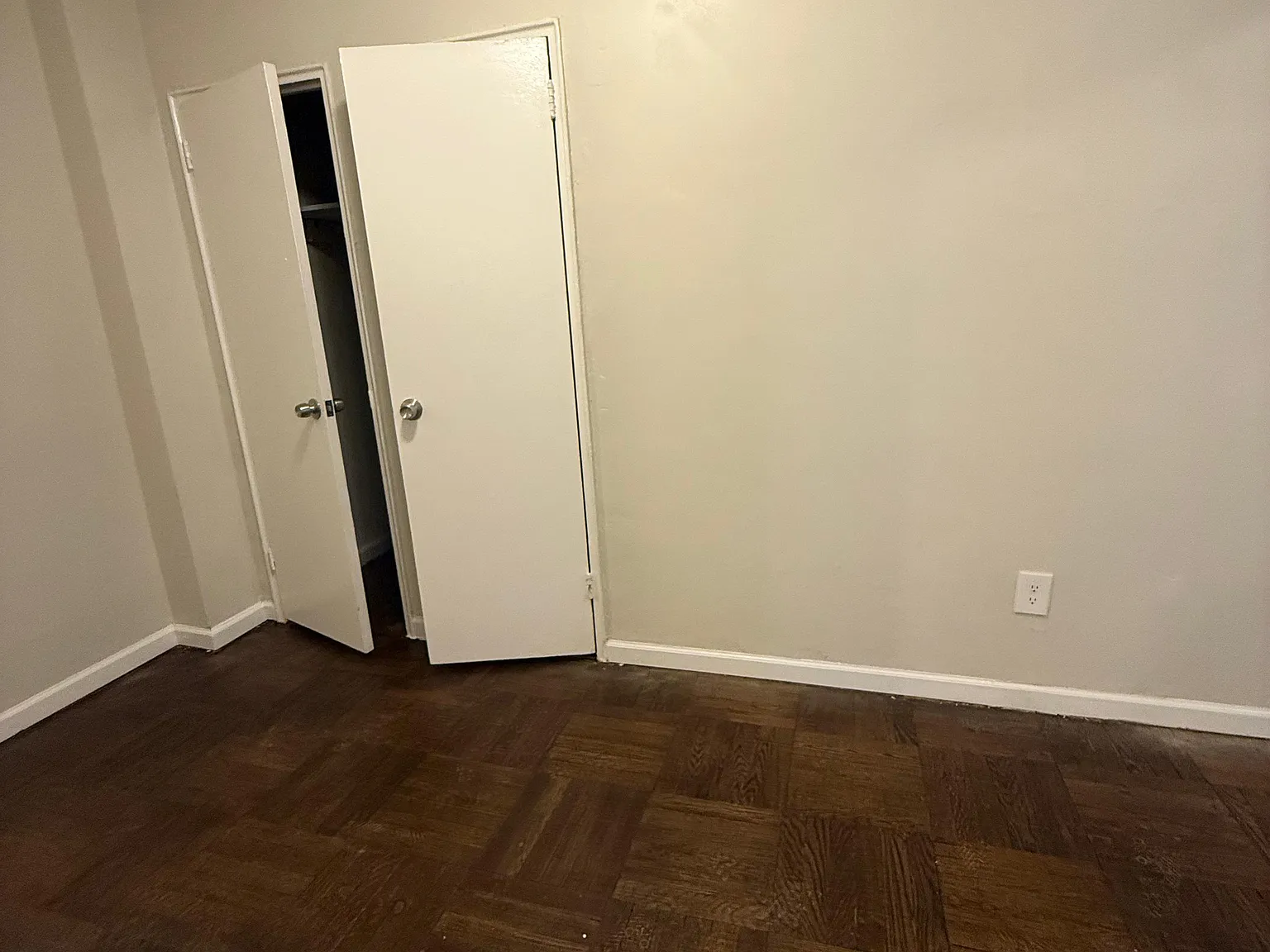 103 Chancellor Ave — Photo 3