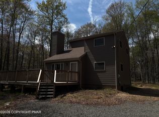 21 Cherry Ct, Clifton Township, PA 18424