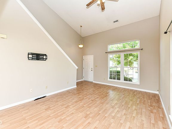 5th image of 17303 Puntledge Dr