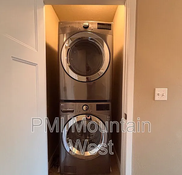 420 N Main St #29 — Photo 30