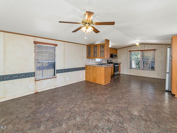 5th image of 6824 W KAREN LEE Lane
