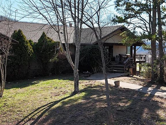 5th image of 2385 Brown Rd