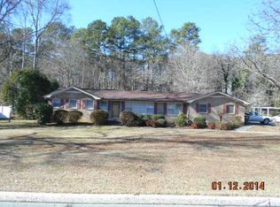 235 Lake Dr SE, Calhoun, GA 30701