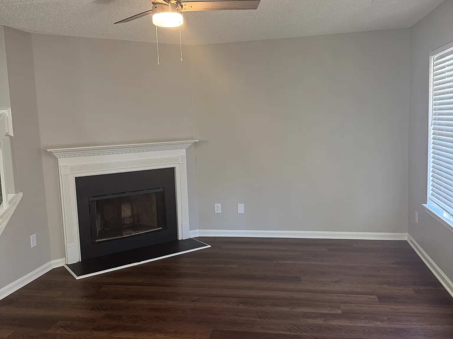 3 bed, 2.5 bath, 1300 sqft, $1,750 — Photo 3