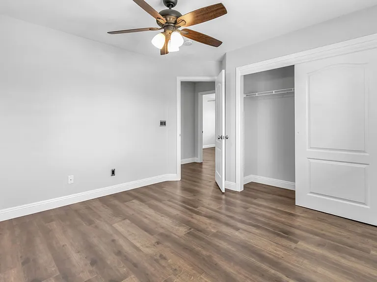 296 Doe Run Cir — Photo 25
