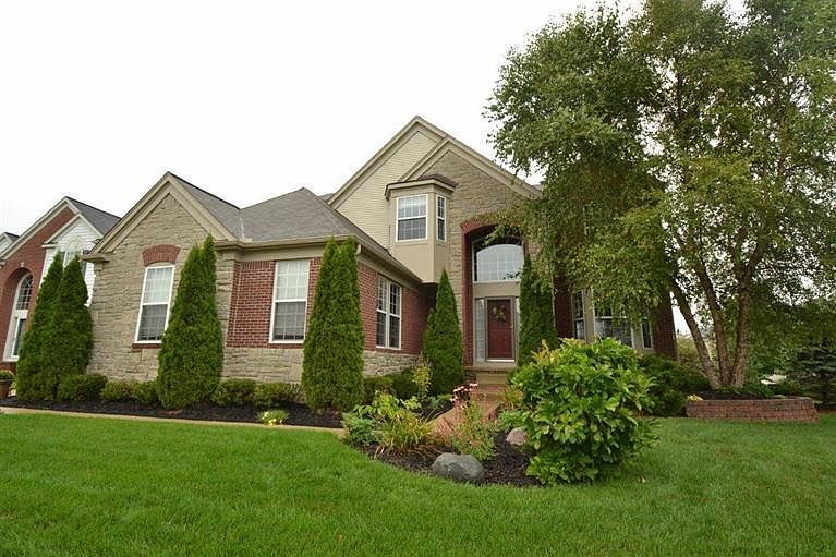 1st image of 8873 Lakeway Ct