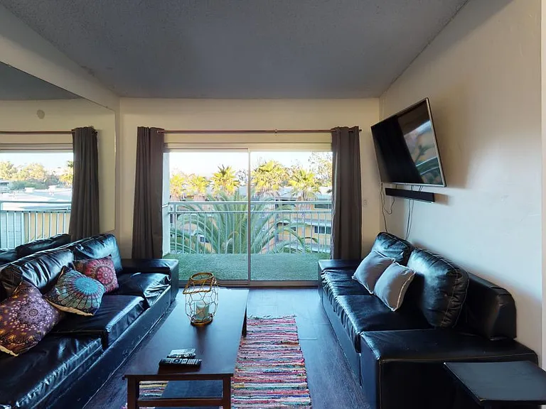 831 Cliff Dr — Photo 42