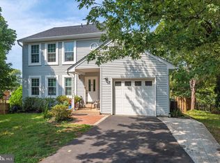 9208 Robin Lynn Ct, Manassas, VA 20110