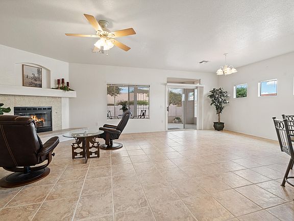 4th image of 2389 LOCKSLEY Drive