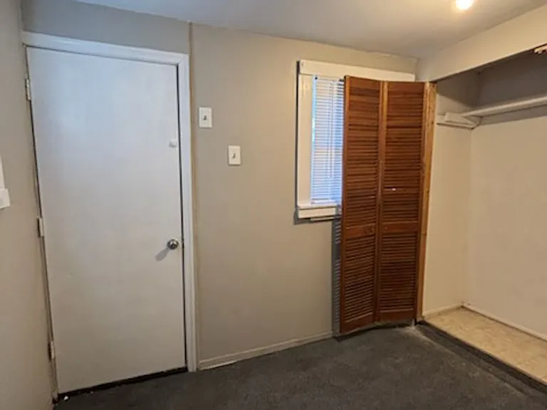 3258 Frankford Avenue — Photo 3