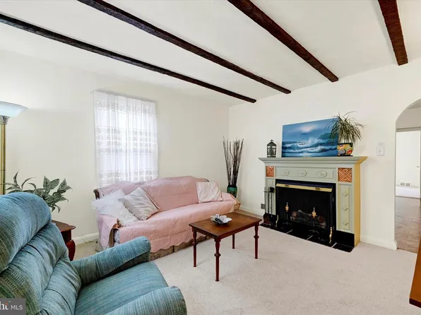 322 Sassafras Rd, Baltimore, MD 21221
