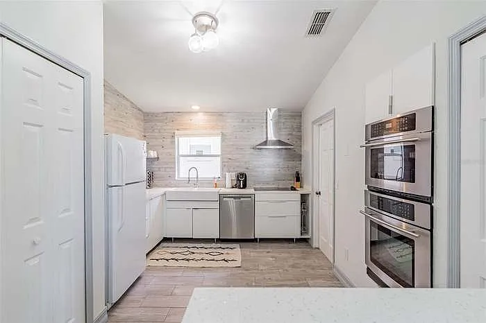 1096 Sugarberry Trl — Photo 6