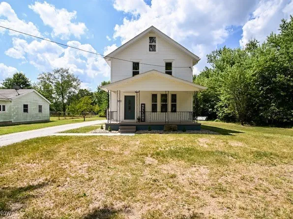 4241 Addison Ave, Louisville, OH 44641