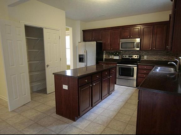 2nd image of 240 S Cave Creek Dr