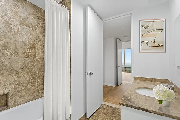 Sold by Keller Williams NYC | media 5