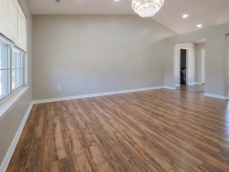 3802 Brownstone Dr — Photo 14