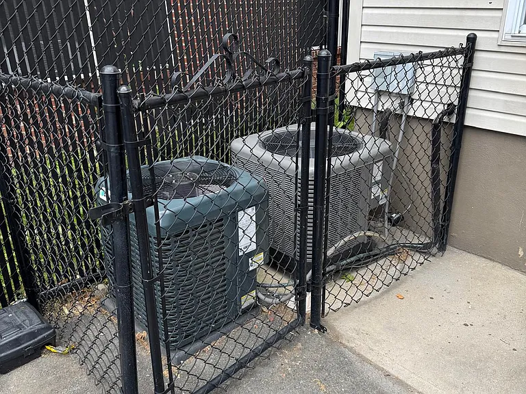 15 Van Houten St #2 — Photo 6