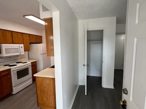 1410 S Elizabeth Ave #204, Kirbyville, TX 75956