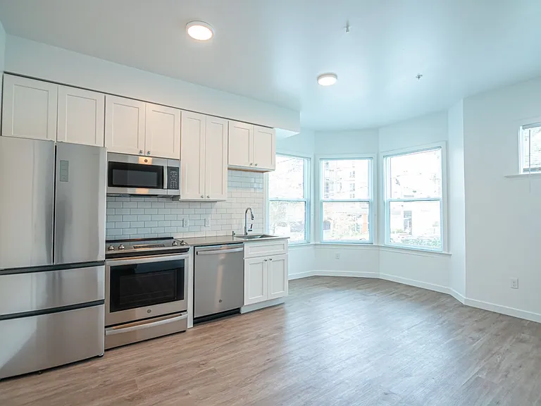 Union Apartments — Photo 12