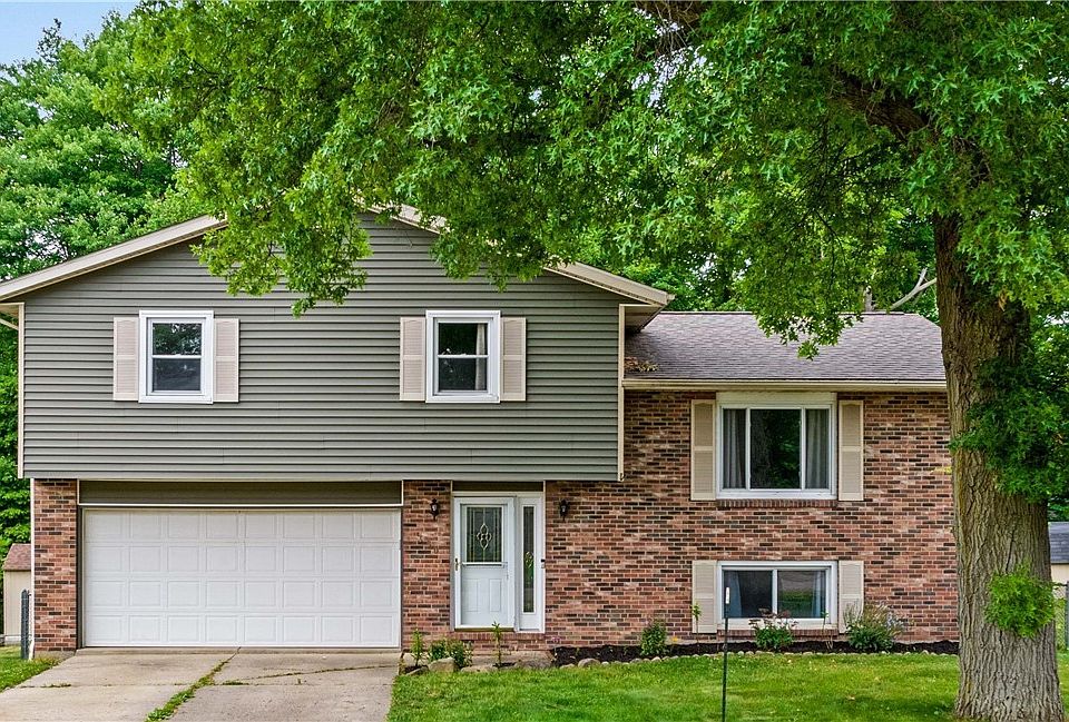 1st image of 390 Tammery Dr