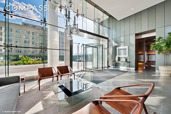 Rented by Compass | media 32