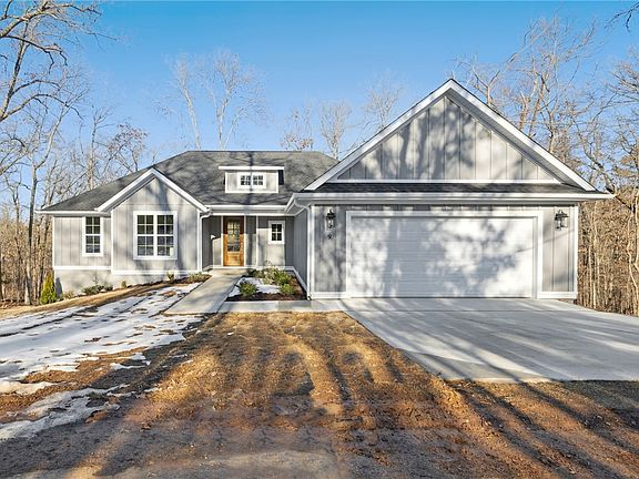 2nd image of 9 Winters Dr
