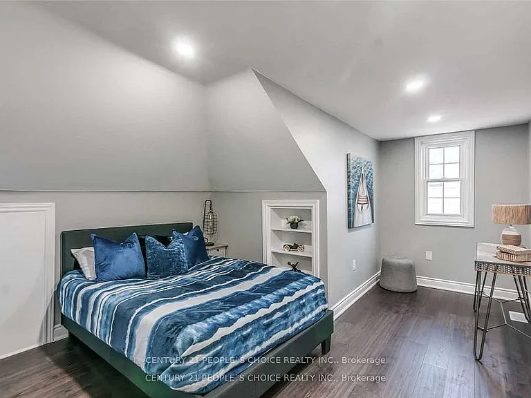 1226 Oxford Ave — Photo 23