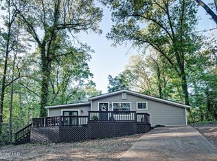 102 Hickory Holw, Florence, MS 39073