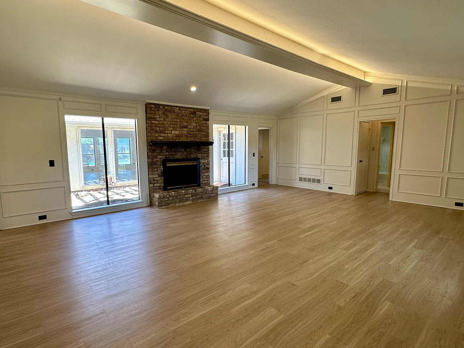 4 bed, 3205 sqft, $3,695 — Photo 3