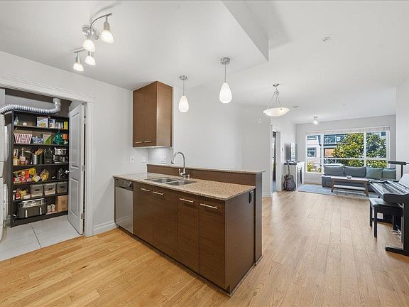 2nd image of 2343 Atkins Ave #319