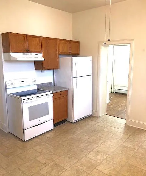 24 Vassar St #1 — Photo 4