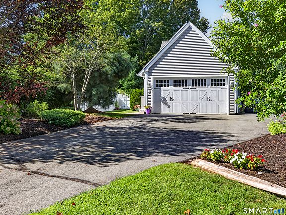 4th image of 9 Bellstone Avenue