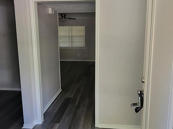 3rd image of 11222 Sagewood Dr