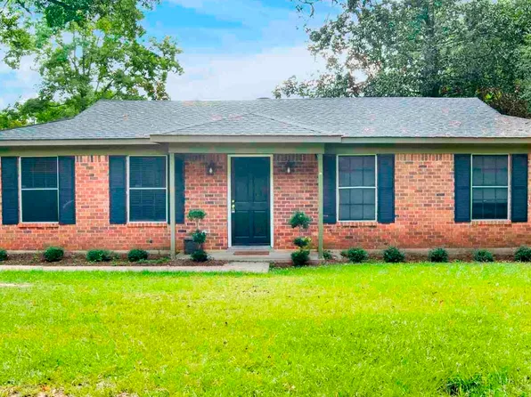 1108 Middle Ring Rd, Mobile, AL 36608