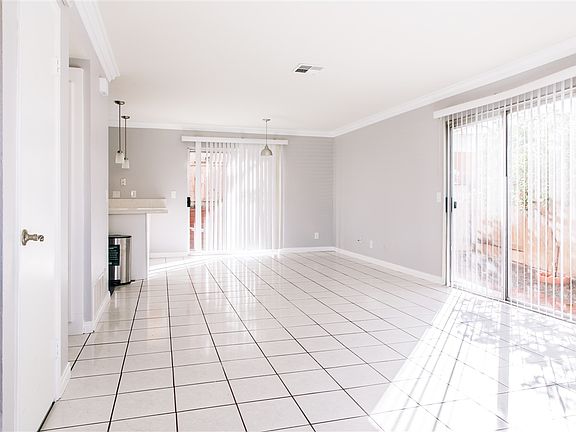 5th image of 2152 Bluehaven Ct