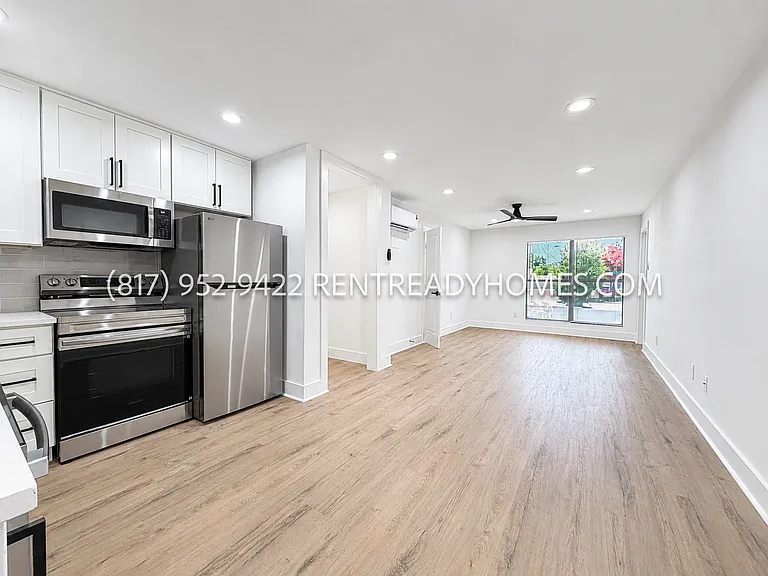 1510 W Jefferson Blvd #103 — Photo 2