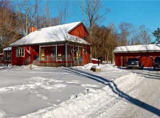 55 Howard Hill Rd, Foster, RI 02825