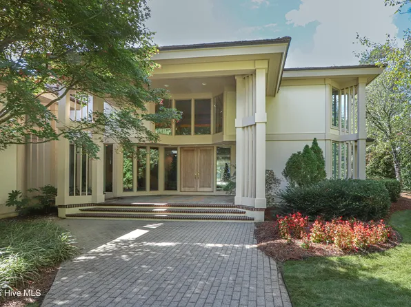 310 Inverrary Road, Pinehurst, NC 28374