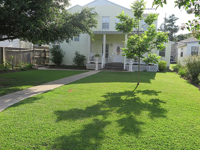 5838 Orleans Ave — Photo 6