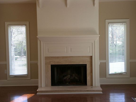 Family Room w/lots of Light, French Doors lead to Courtyard