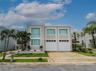 Hacienda, Caguas, PR 00727