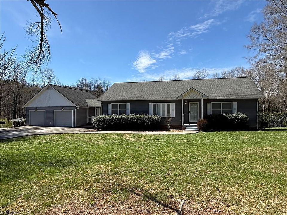 1st image of 308 Berry Mountain Dr