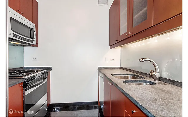 Rented by Douglas Elliman | media 12