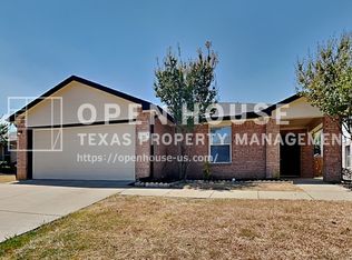 13837 Canyon Ranch Rd, Roanoke, TX 76262