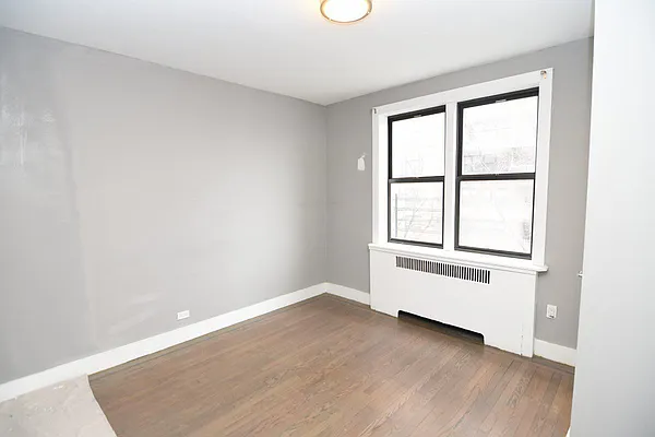 Rented by Bruma Realty LLC | media 10