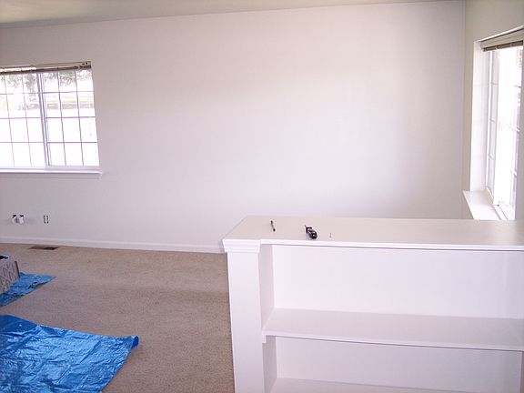 3rd image of 731 SE Mockingbird Dr