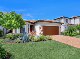 7253 Wilton Dr, Naples, FL 34109