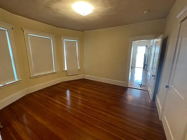 98 Winsor Ave #1 — Photo 23